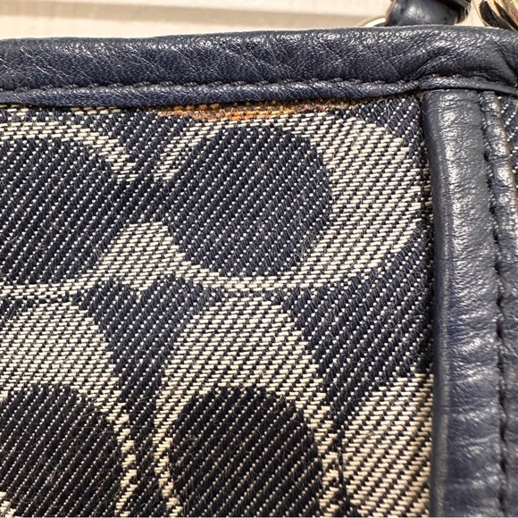 Coach Park Carrie Large Tote in Signature Denim Canvas with Blue Leather Trim - Picture 12 of 12